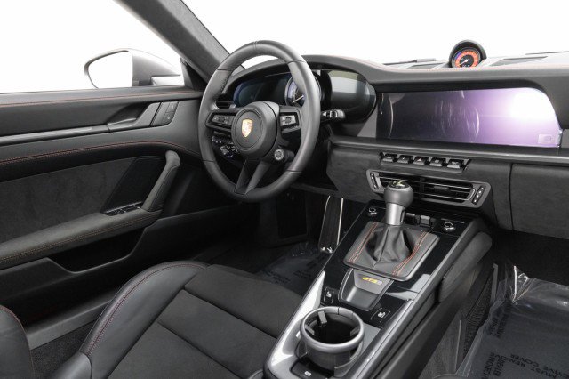 Used 2022 Porsche 911 GT3 image 16