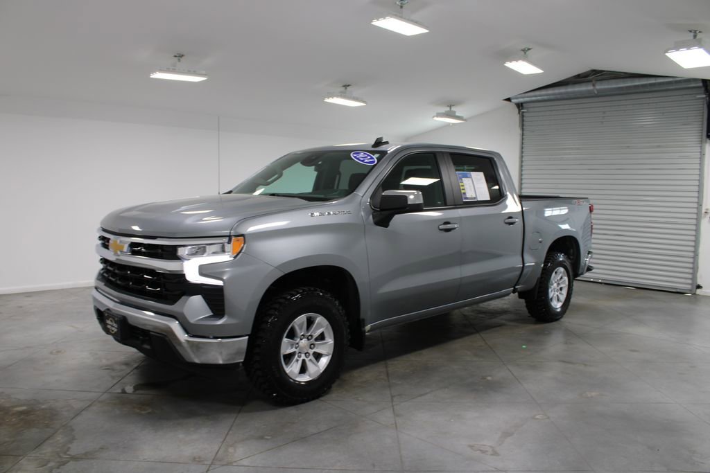 Used 2024 Chevrolet Silverado 1500 LT image 4