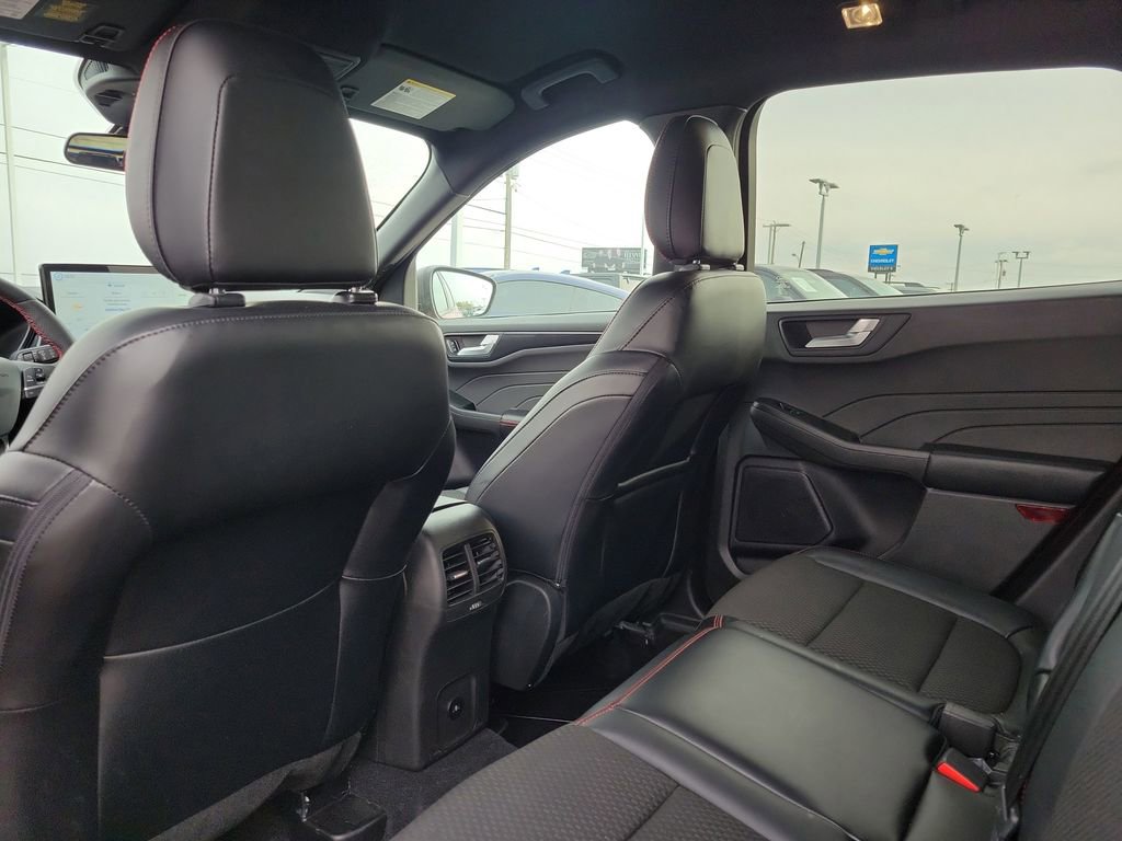 Certified 2023 Ford Escape ST-Line image 15