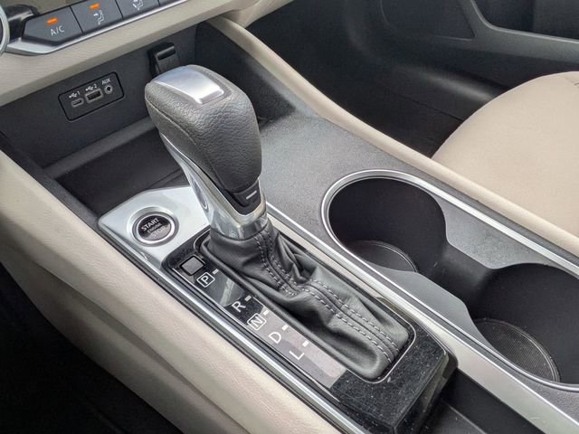 Used 2022 Nissan Altima 2.5 SV image 23