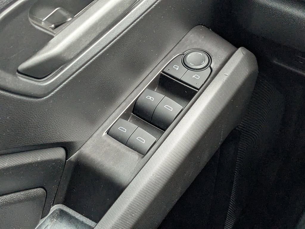 Used 2024 Chevrolet Colorado Trail Boss w/ Technology Package image 18
