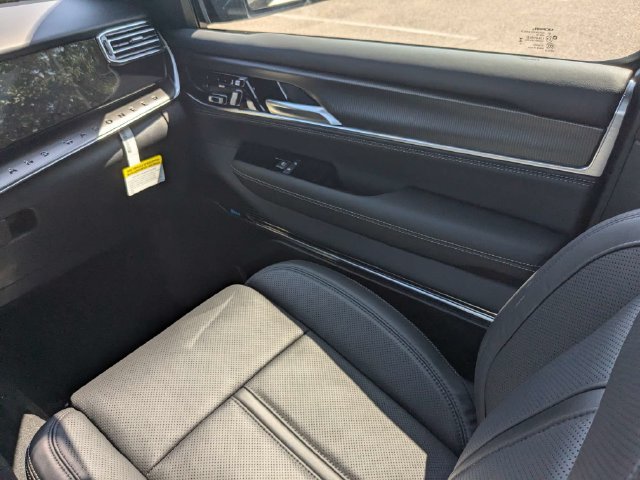 New 2026 Jeep Grand Wagoneer Summit w/ Premium Group III AWD/4WD image 19