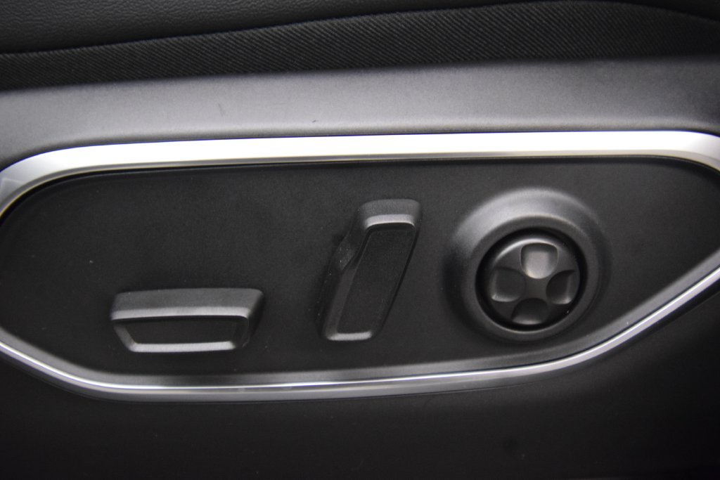 New 2026 Jeep Grand Wagoneer 4WD image 39