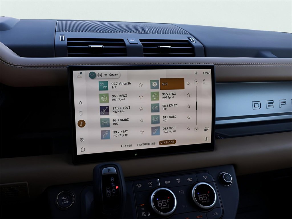 New 2025 Land Rover Defender 130 V8 image 21