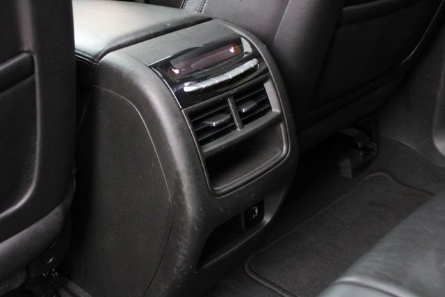 Used 2017 Cadillac XT5 Platinum image 23