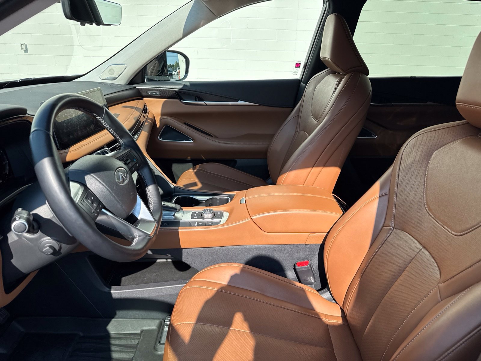 Used 2023 INFINITI QX60 Sensory w/ Vision Package AWD/4WD image 24