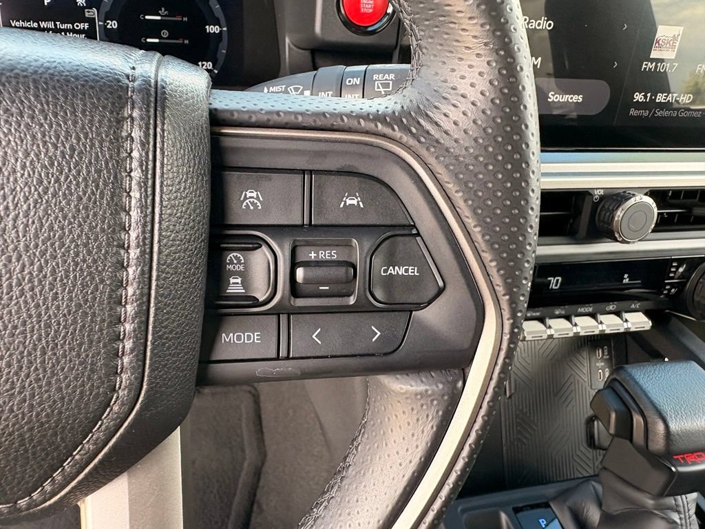 Used 2025 Toyota 4Runner TRD Off-Road Premium w/ Tow Technology Package AWD/4WD image 26