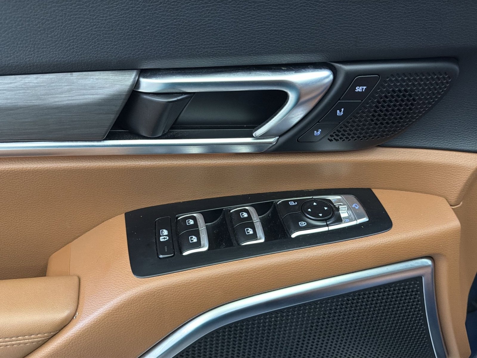 Used 2024 Kia Telluride SX X-Pro AWD/4WD image 16