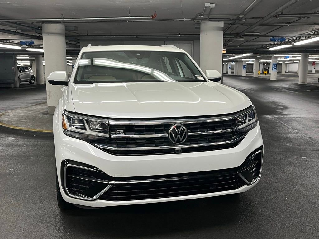 Certified 2022 Volkswagen Atlas Cross Sport SEL Premium R-Line w/ Cross Sport MDO Package AWD/4WD image 33