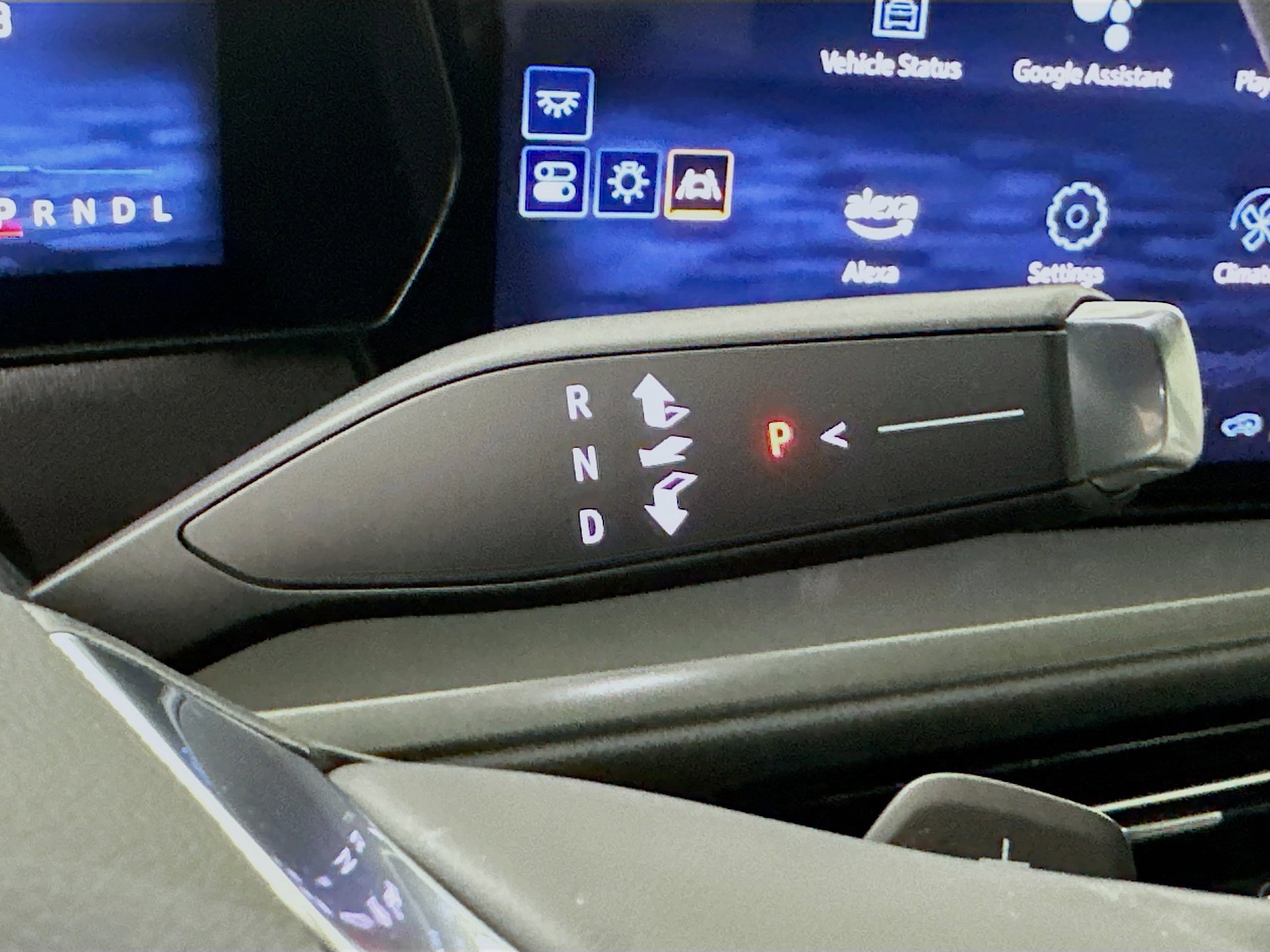 Used 2024 Chevrolet Traverse LT w/ Midnight/Sport Edition image 22