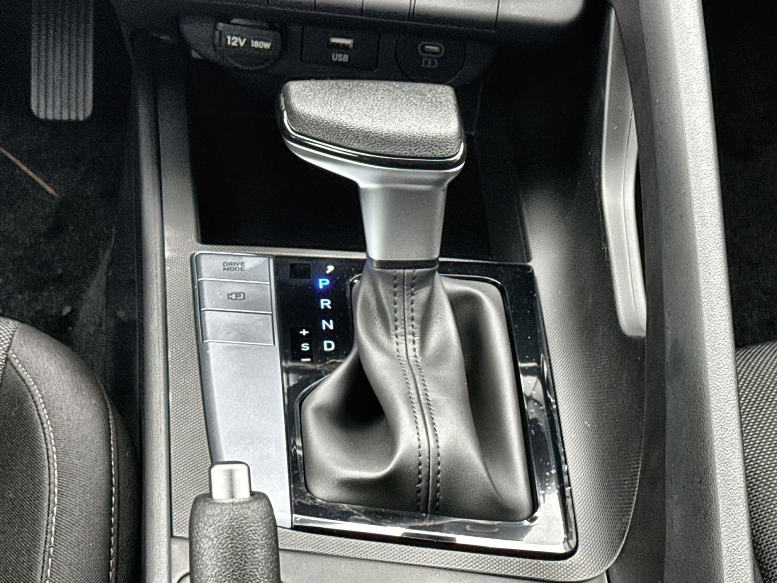 New 2026 Hyundai Elantra SE image 21