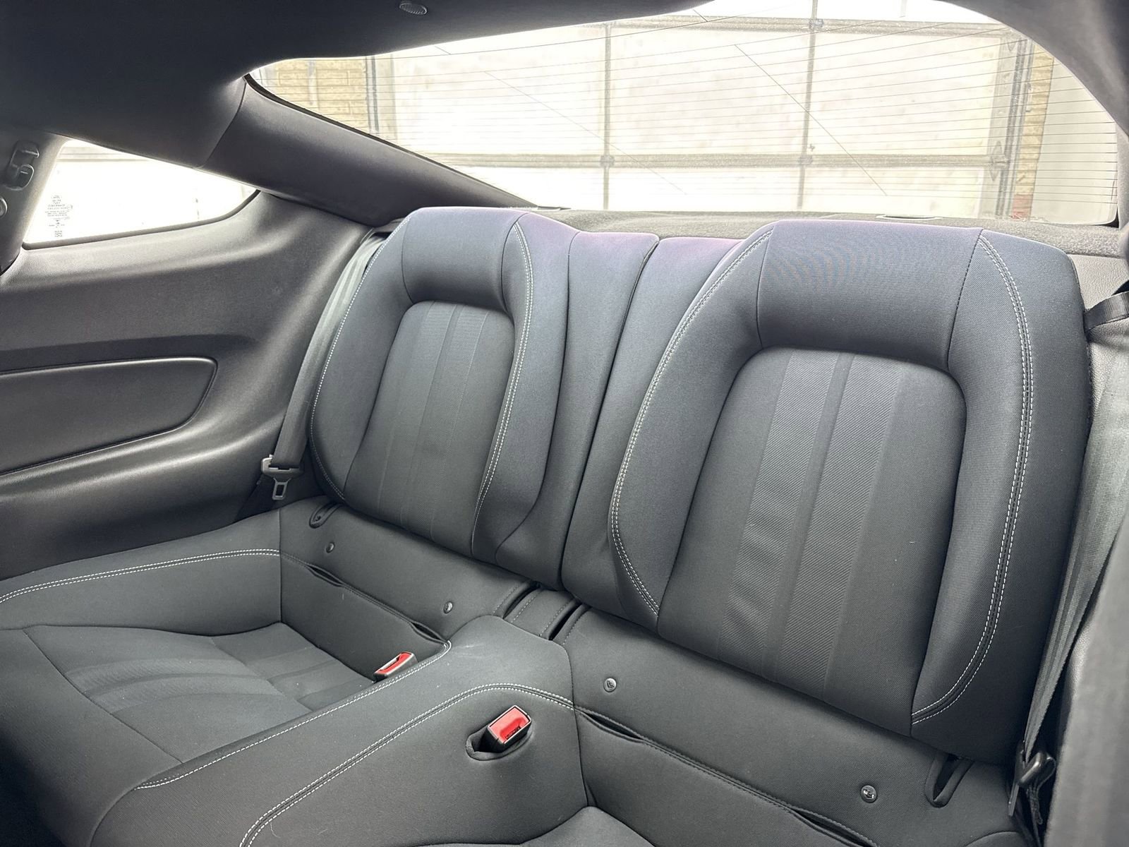 Used 2018 Ford Mustang EcoBoost image 27