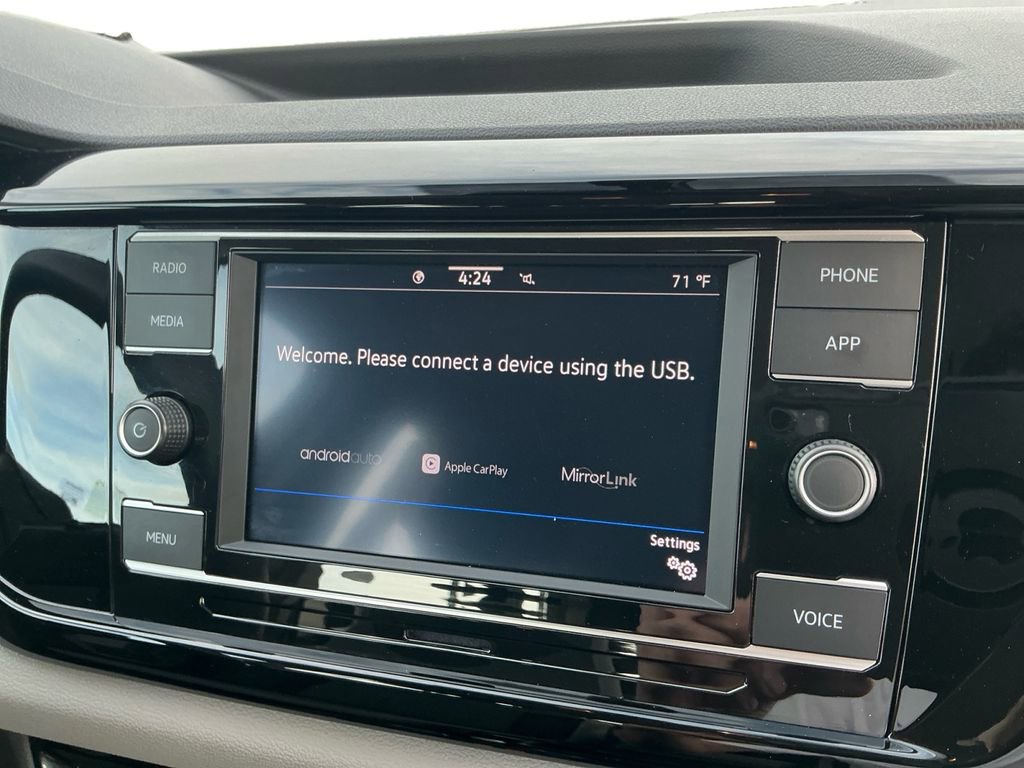 Used 2023 Volkswagen Taos S image 18