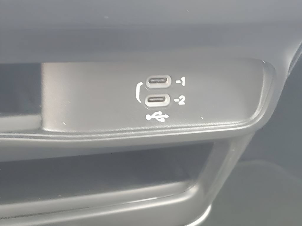 New 2026 Chrysler Voyager LX FWD image 31