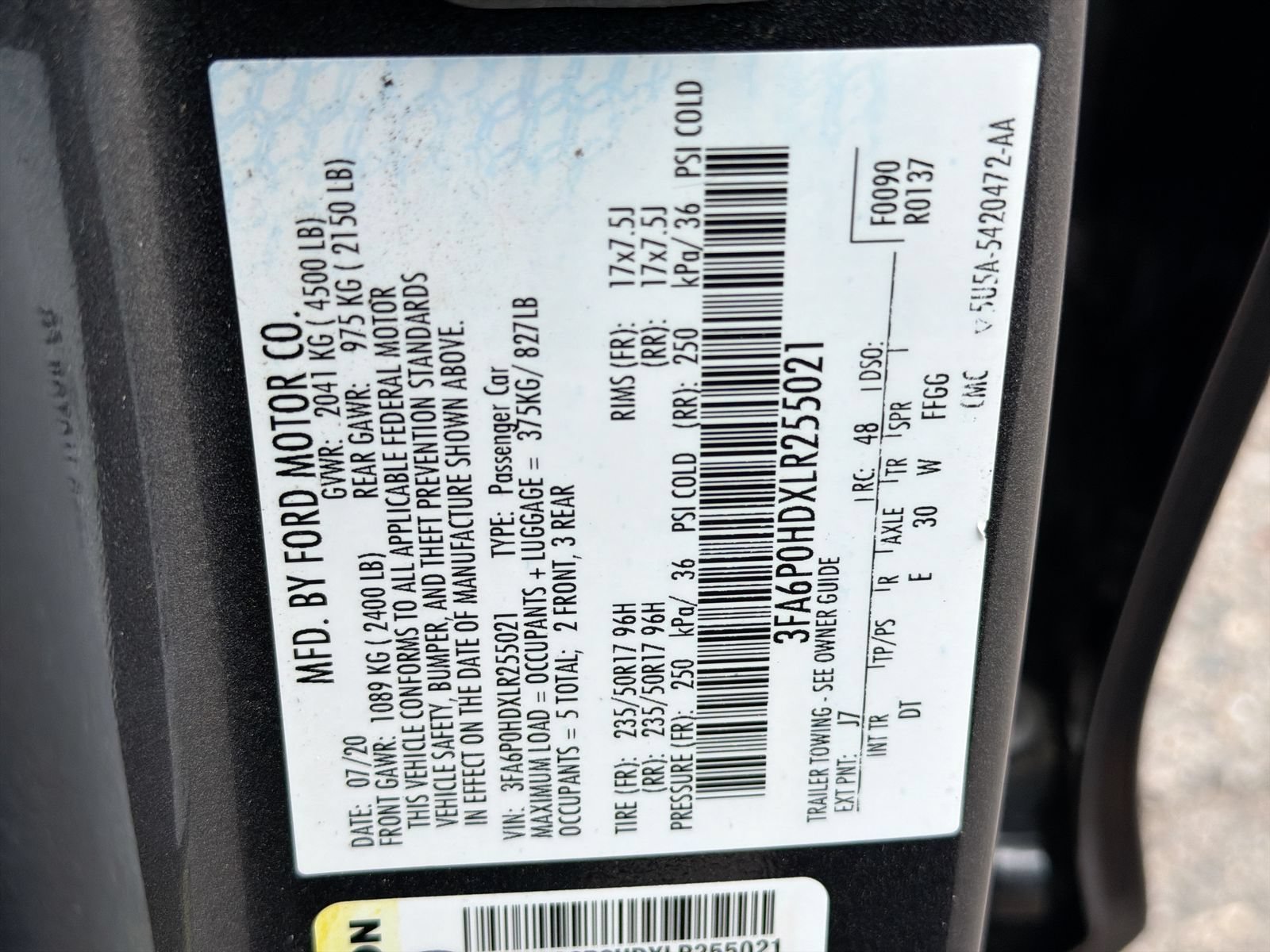 Used 2020 Ford Fusion SE FWD image 36