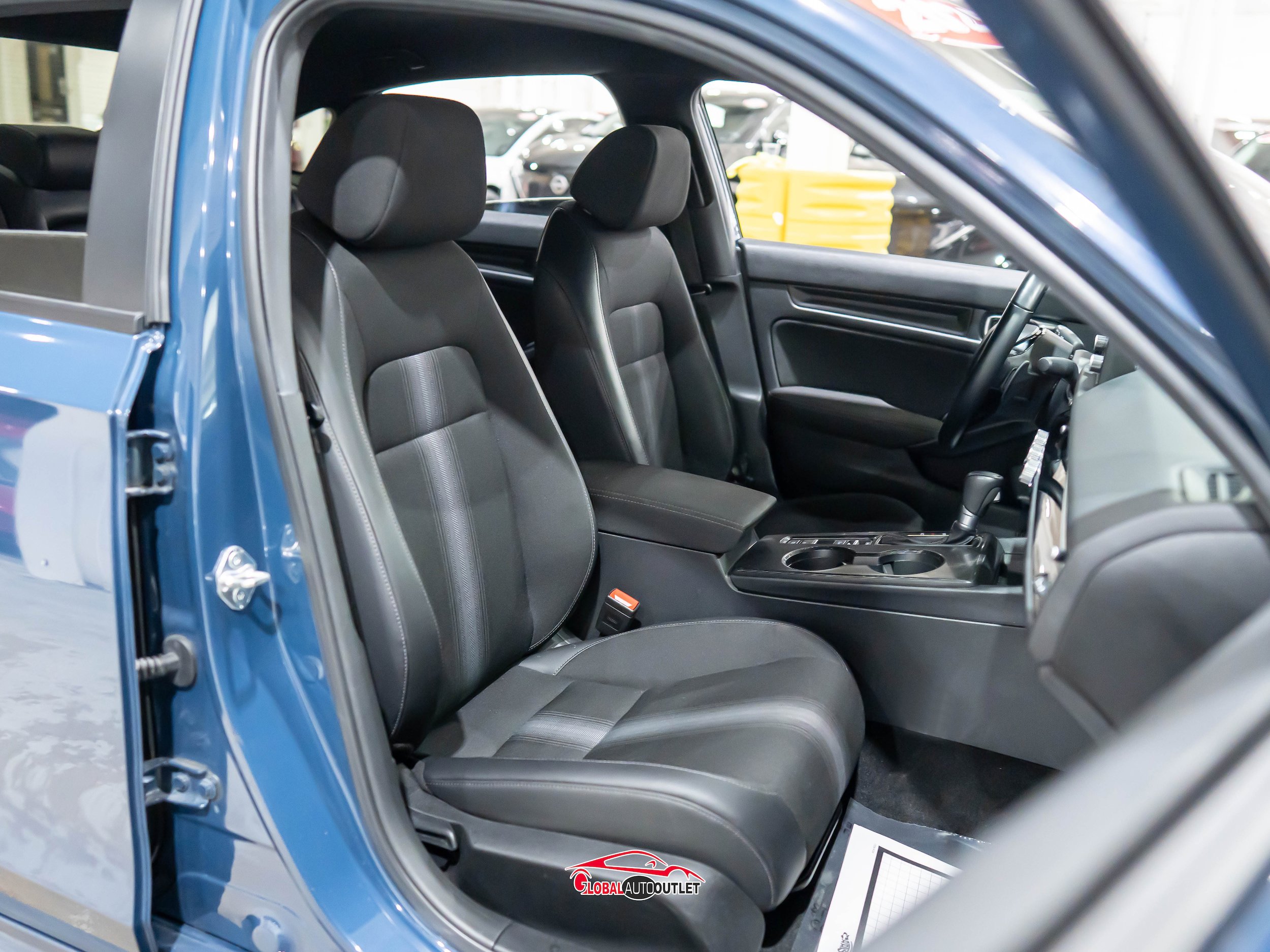 Used 2025 Honda Civic Sport image 15