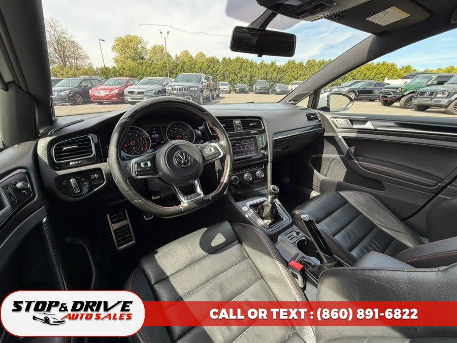 Used 2015 Volkswagen GTI SE w/ Lighting Package (SEL) FWD image 9