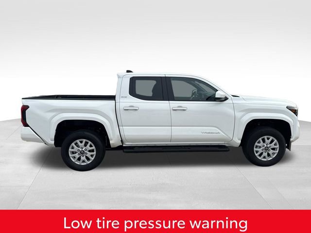 Used 2025 Toyota Tacoma SR5 w/ SR5 Upgrade Package image 13