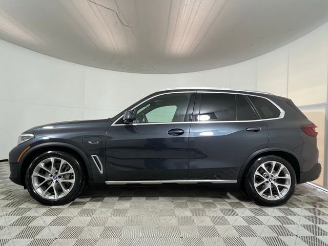 Used 2022 BMW X5 xDrive45e w/ Climate Comfort Package image 4