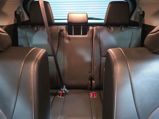 Used 2020 Toyota Highlander Limited image 17