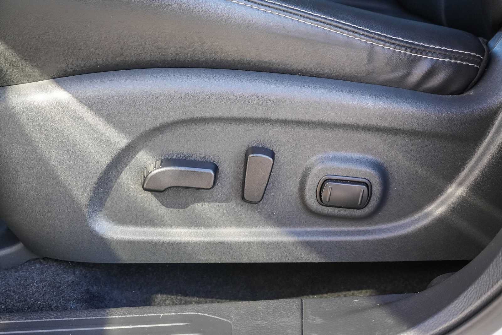 Used 2023 Nissan Murano SV AWD/4WD image 20