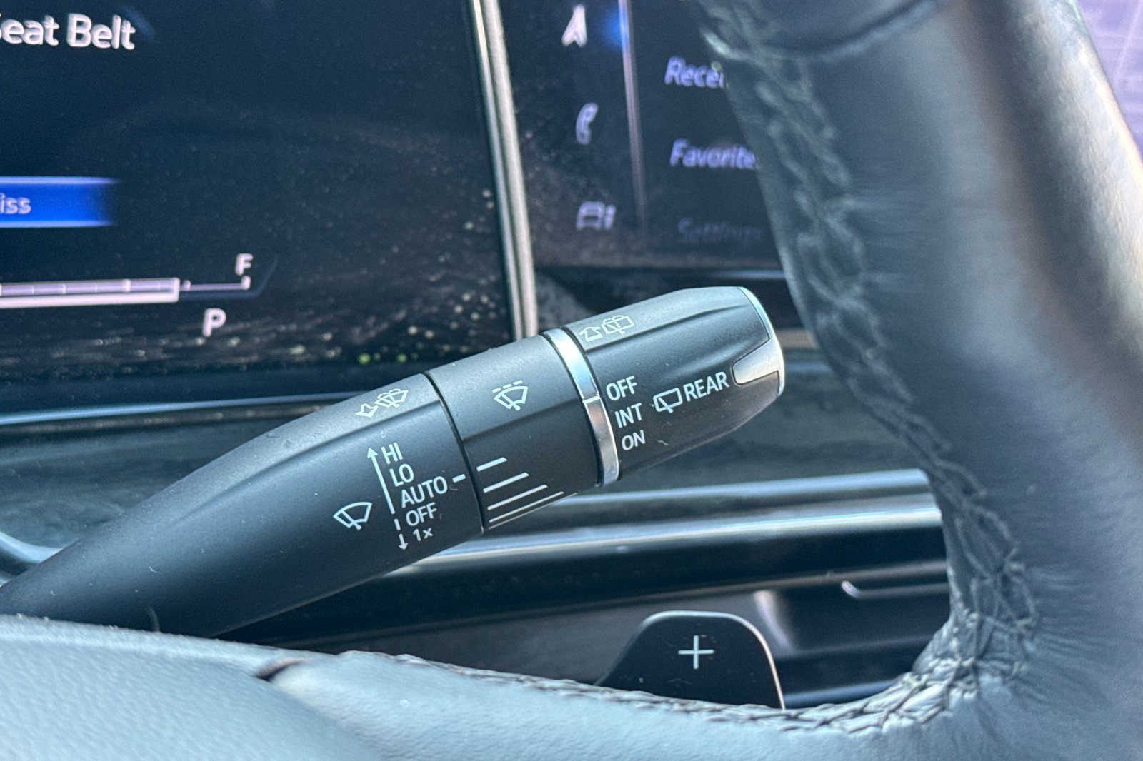 Used 2023 Cadillac Escalade ESV Premium Luxury image 36