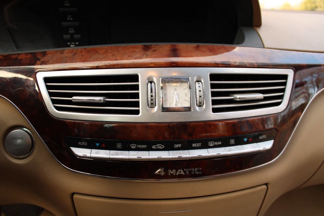 Used 2008 Mercedes-Benz S 550 4MATIC image 31