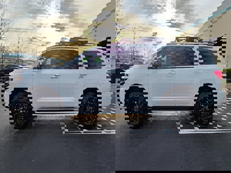 Used 2012 Toyota Sequoia Limited image 3