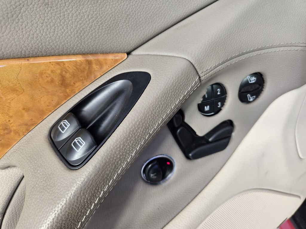 Used 2007 Mercedes-Benz SL 550 image 26