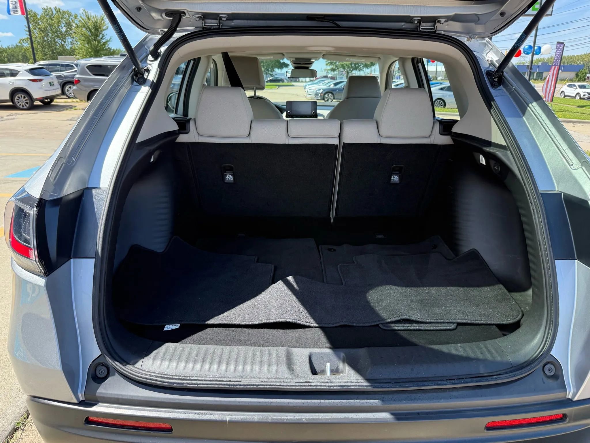 Used 2023 Honda HR-V LX image 14