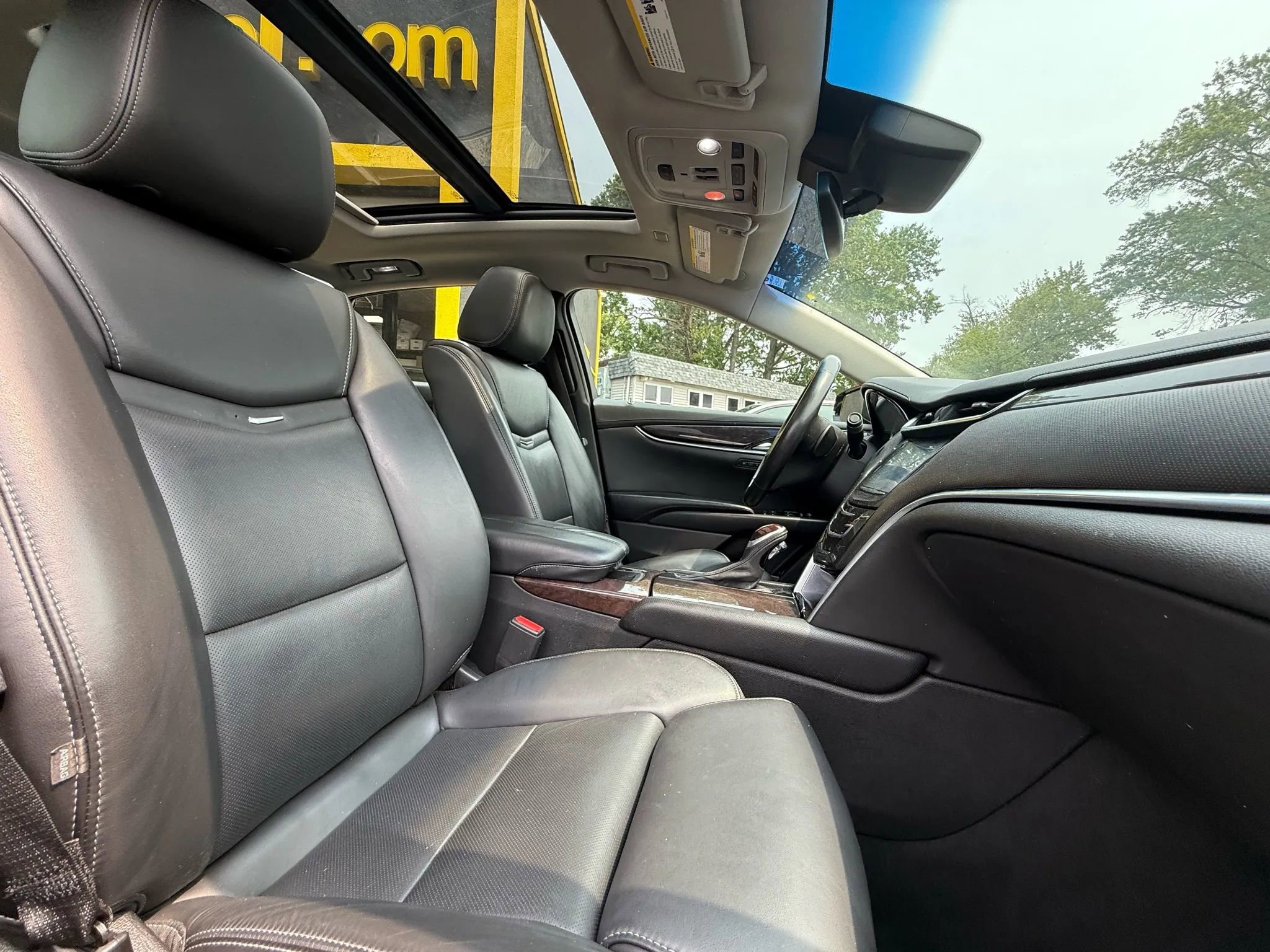 Used 2016 Cadillac XTS Premium image 20