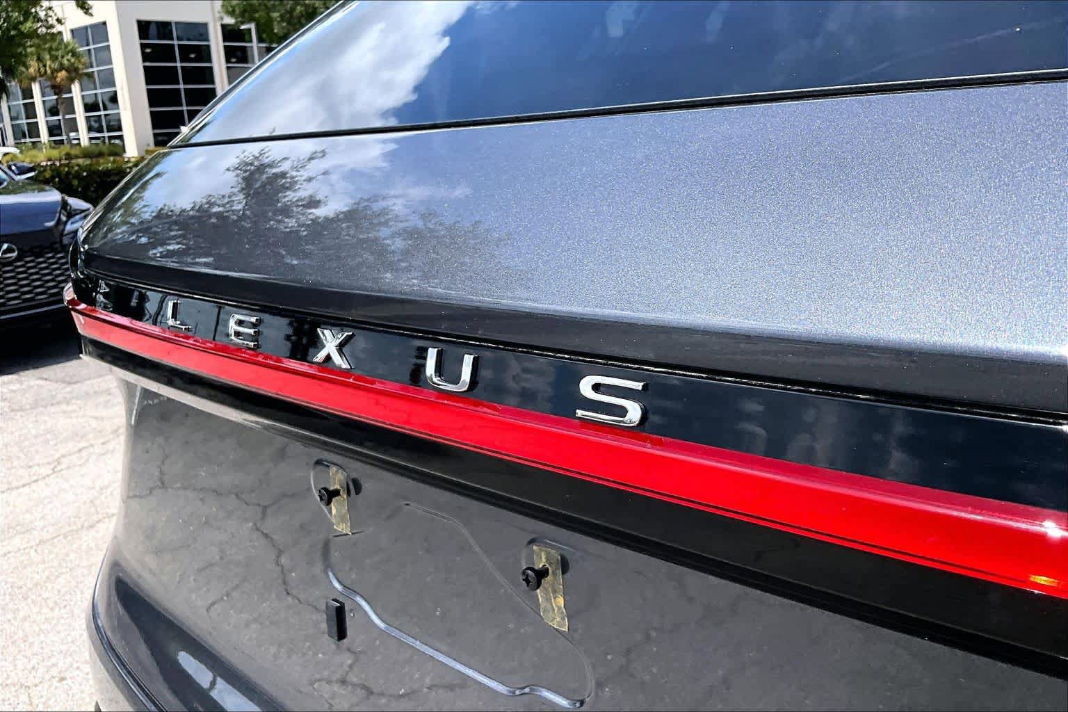 Used 2026 Lexus RX 350 Premium w/ Accessory Package (Z1) FWD image 31