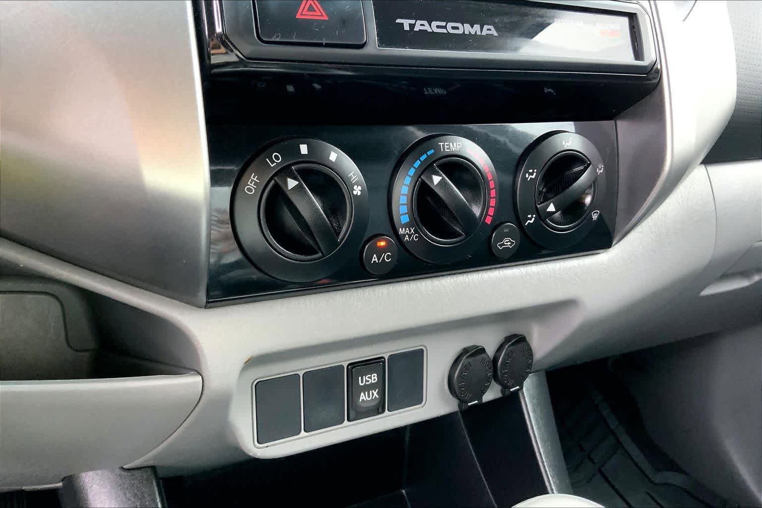 Used 2015 Toyota Tacoma PreRunner w/ TRD Sport Package RWD image 31