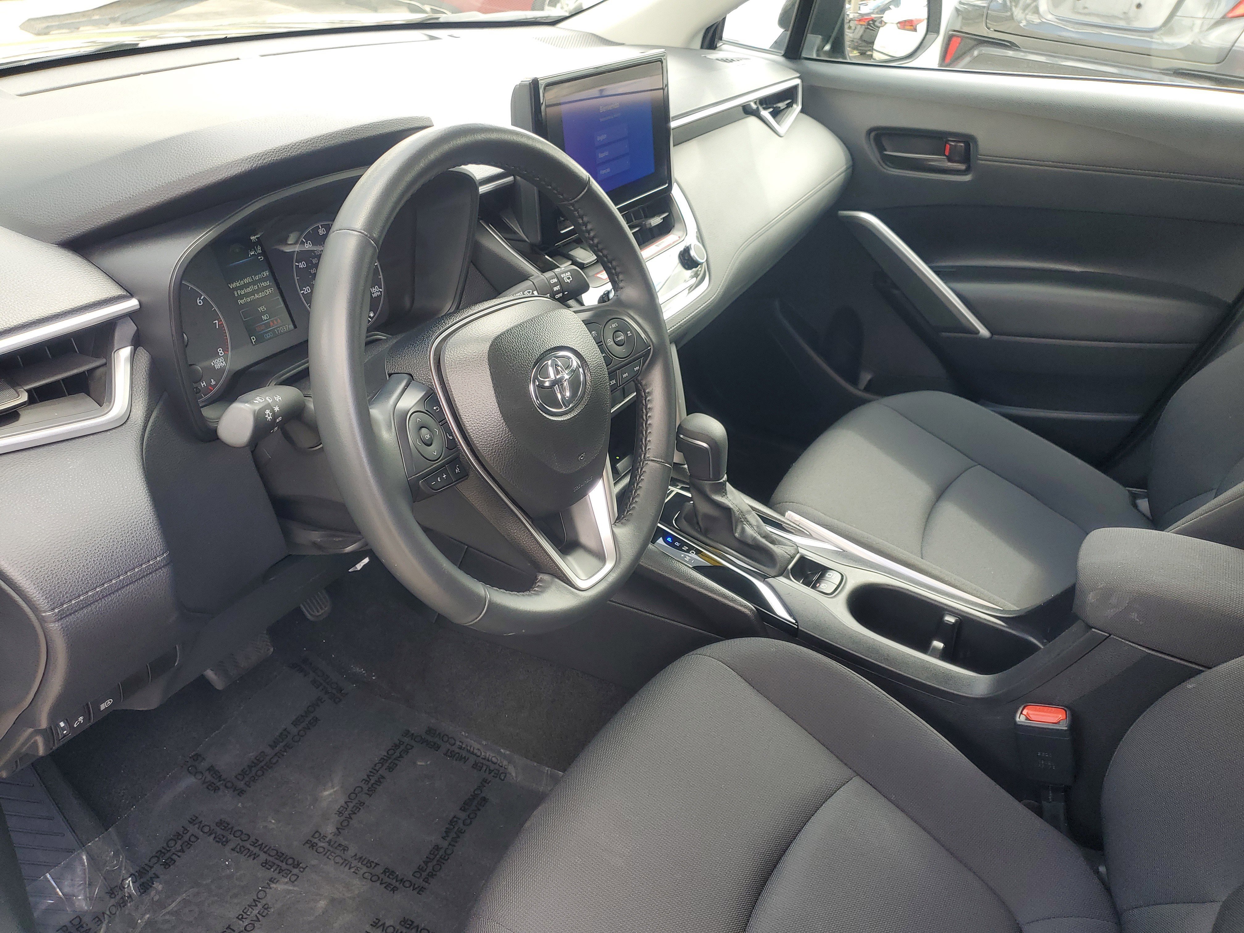Certified 2024 Toyota Corolla Cross LE FWD image 16
