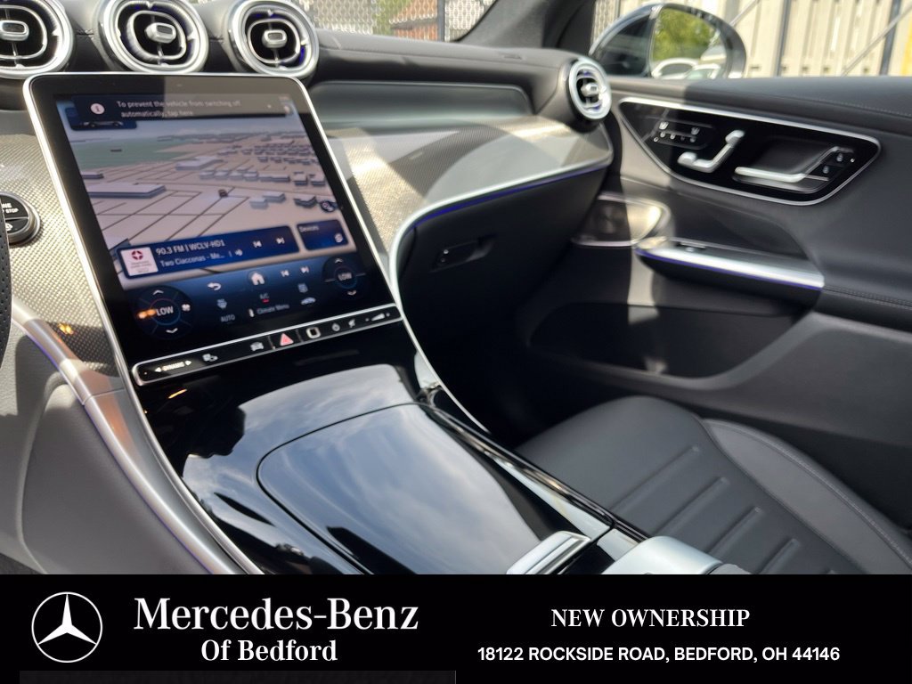 Used 2026 Mercedes-Benz GLC 300 4MATIC image 32