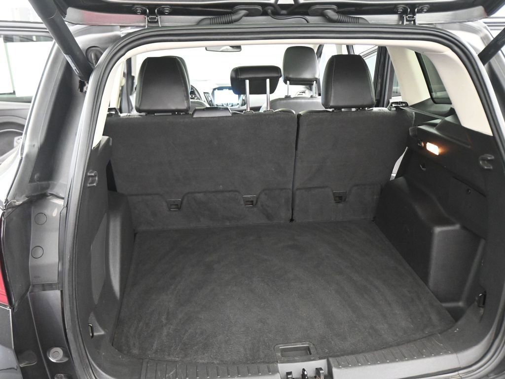 Used 2019 Ford Escape Titanium AWD/4WD image 40