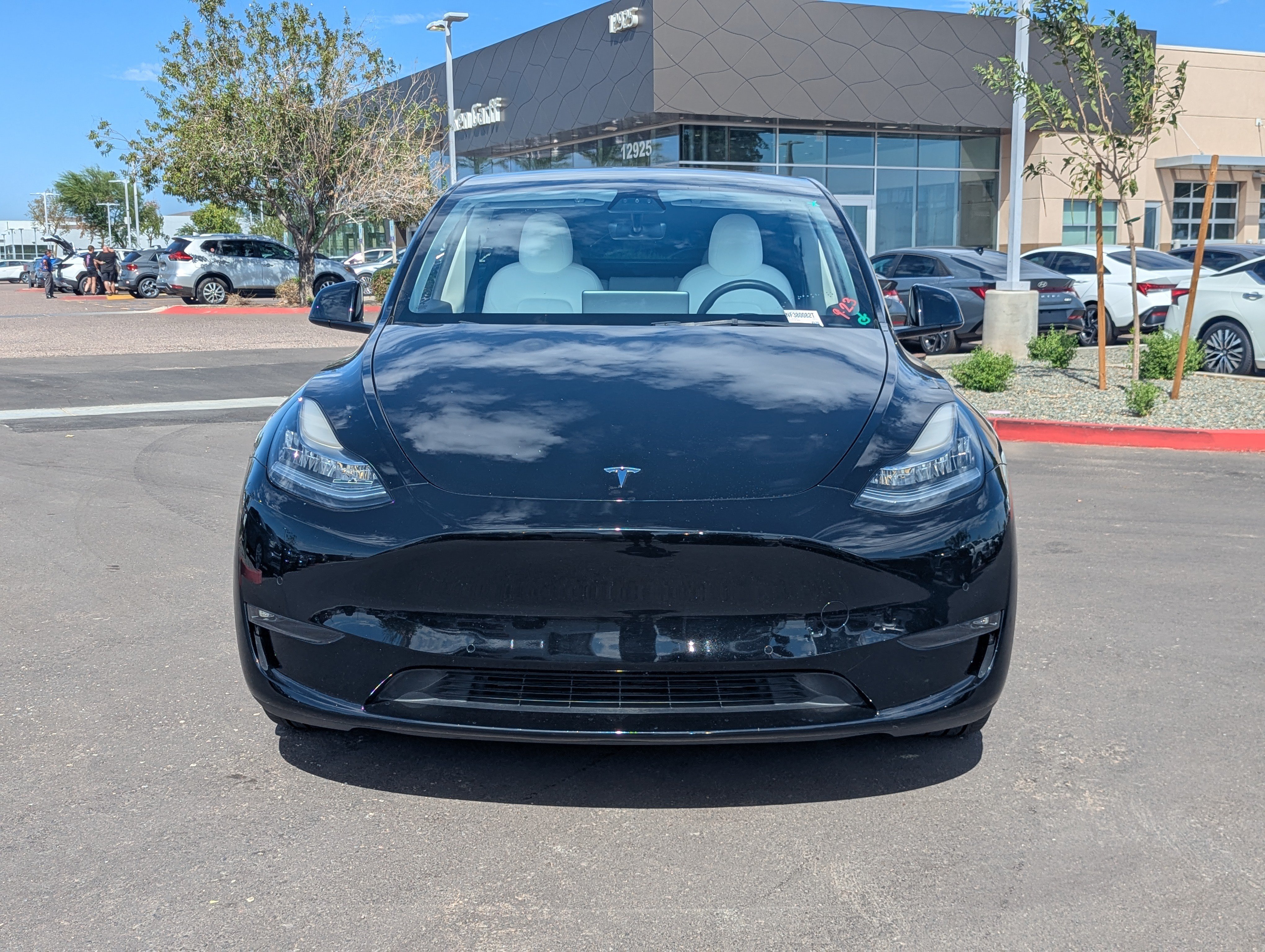 Used 2022 Tesla Model Y Long Range AWD/4WD image 8