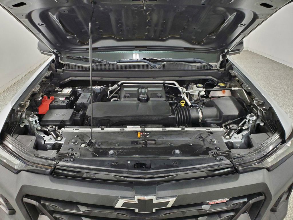 Used 2023 Chevrolet Colorado Trail Boss w/ Technology Package image 11