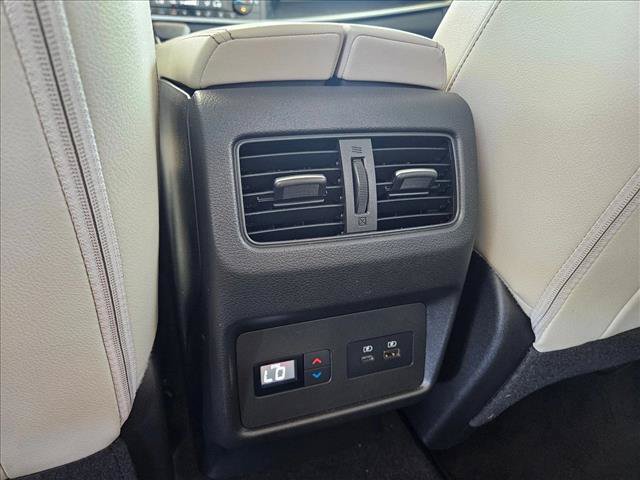Used 2021 Nissan Rogue SL w/ Premium Package FWD image 17