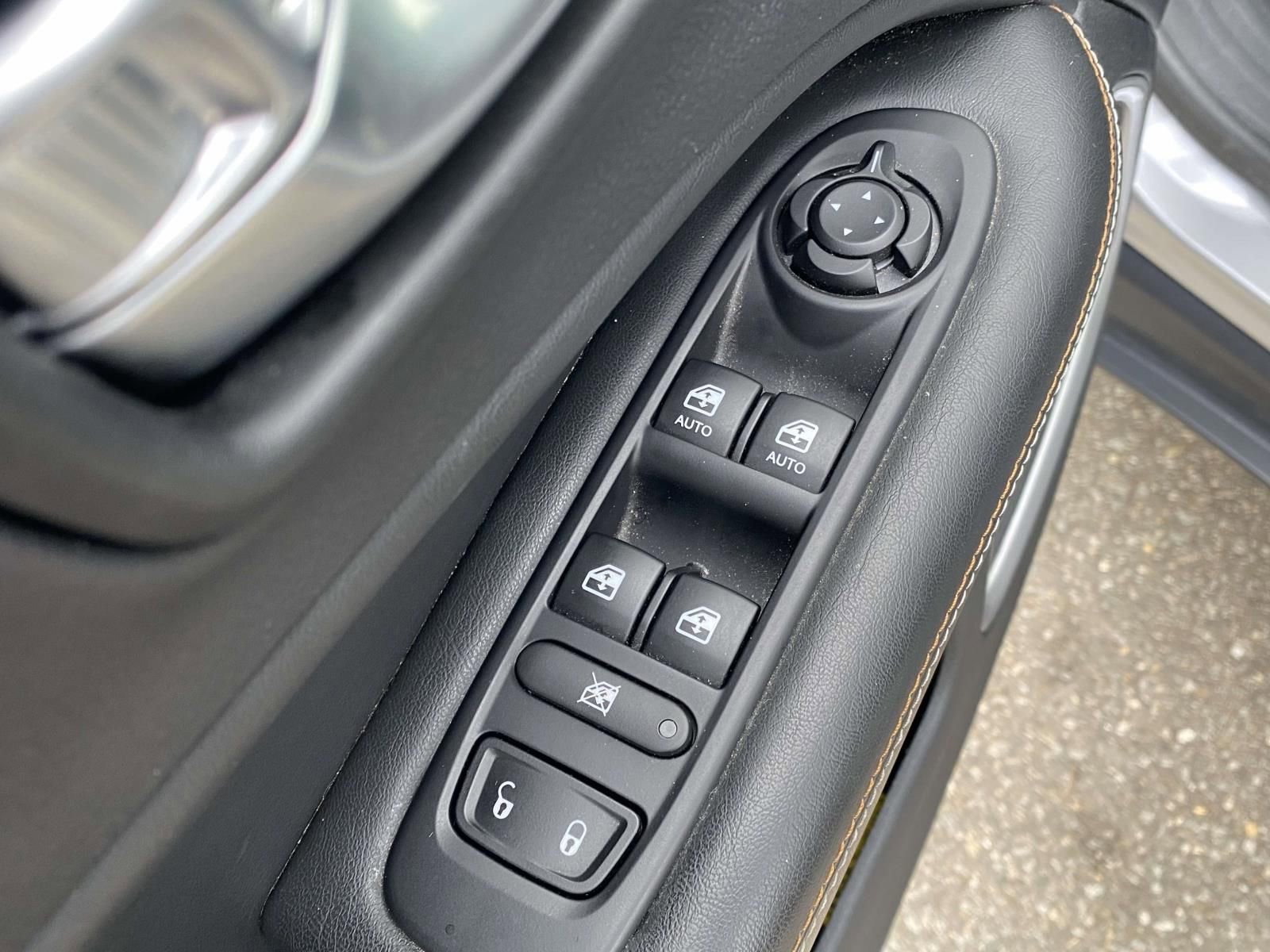 Used 2020 Jeep Compass Latitude image 17