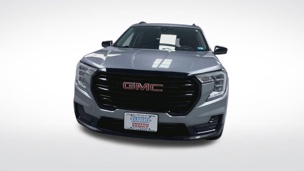 Used 2023 GMC Terrain SLE w/ Driver Convenience Package AWD/4WD image 19