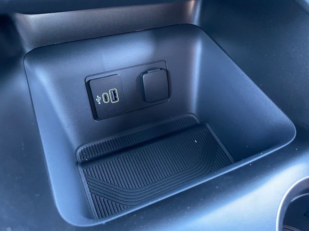 New 2026 Ford Explorer ST-Line AWD/4WD image 14