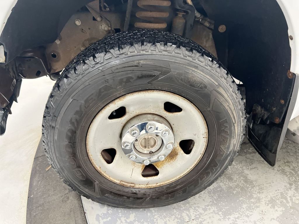 Used 2010 Ford F250 XL image 24