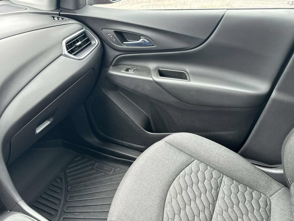 Used 2021 Chevrolet Equinox LT FWD image 30