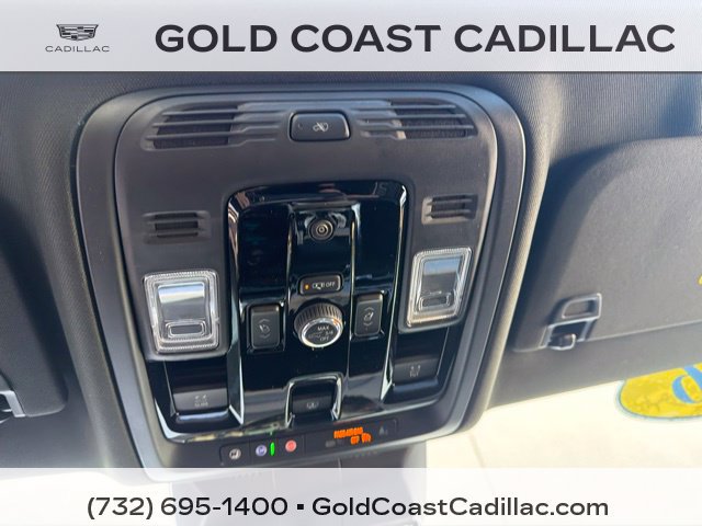 Certified 2026 Cadillac Escalade Luxury w/ Touring Package AWD/4WD image 31