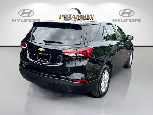Used 2023 Chevrolet Equinox LS FWD image 4