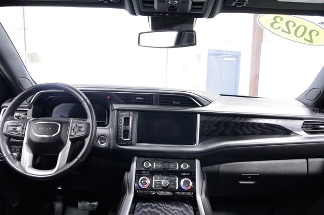Used 2023 GMC Yukon Denali image 18