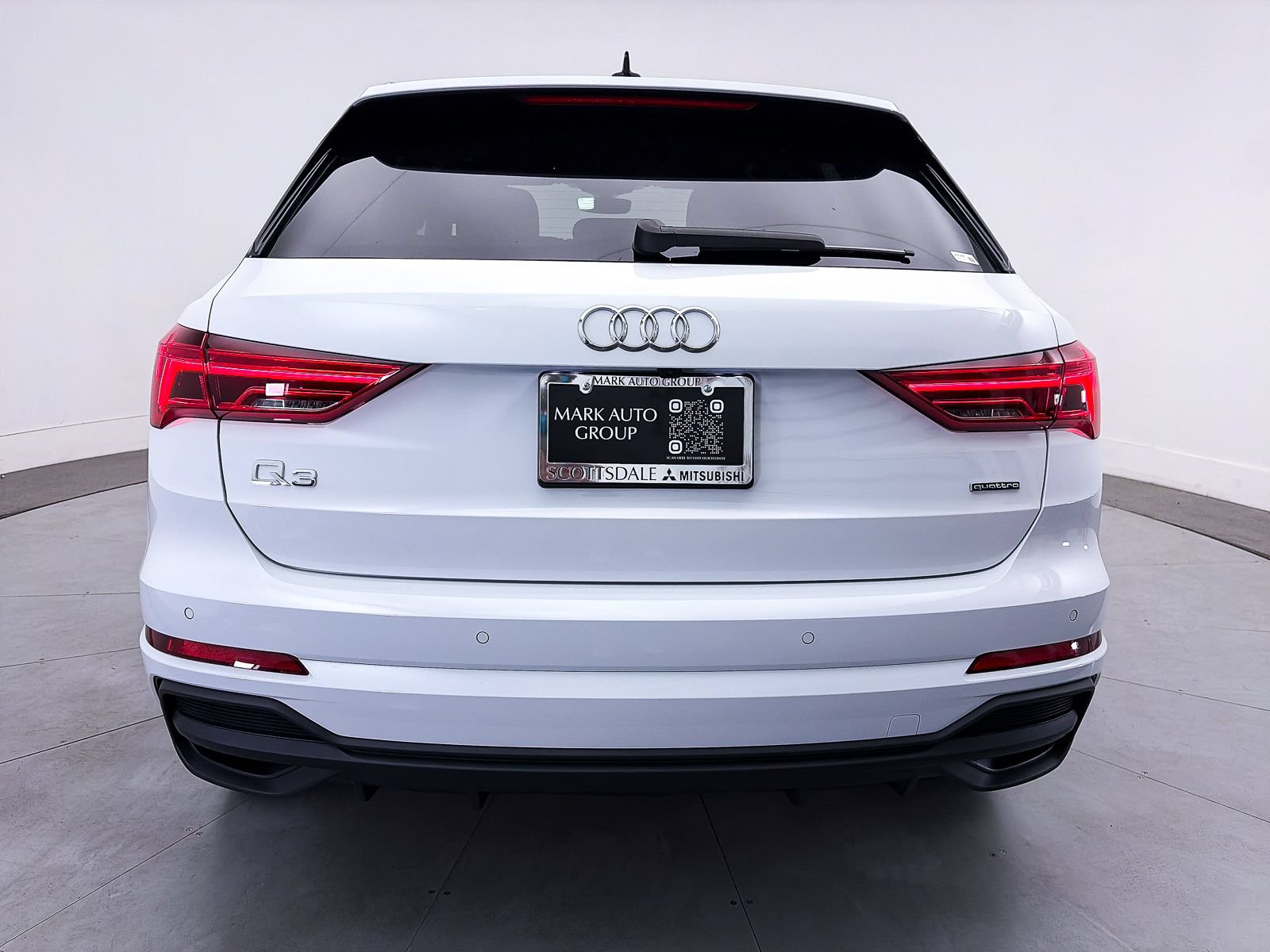 Used 2023 Audi Q3 2.0T Premium w/ Convenience Package AWD/4WD image 14