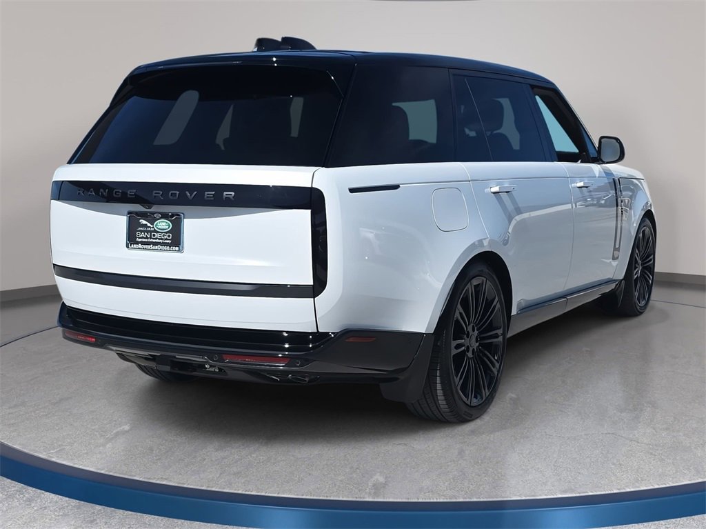 New 2026 Land Rover Range Rover Long Wheelbase SE image 5