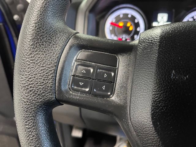 Used 2015 RAM 1500 Express RWD image 25